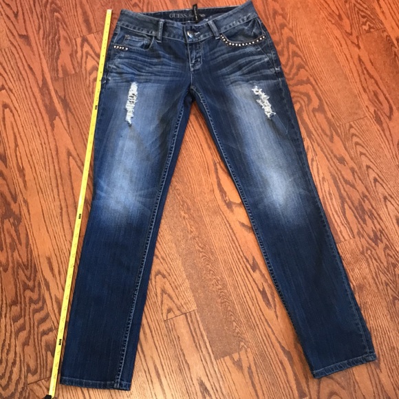 Guess jeans. Daredevil skinny fit. Grommets, distress, embroidery. Size 28 - Picture 16 of 16
